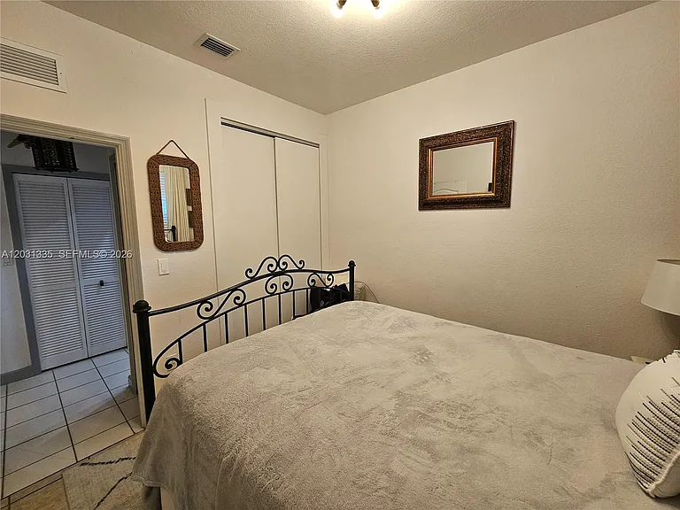 1661 SE 28th St #105 — Photo 9