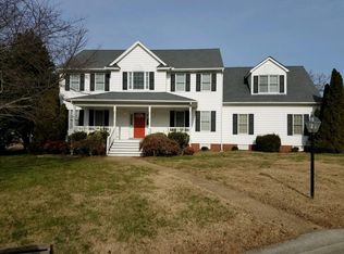 8004 Lake Haven Dr, Mechanicsville, VA 23111