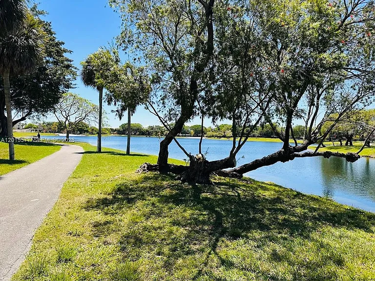 15680 SW 106th Ln #804 — Photo 23