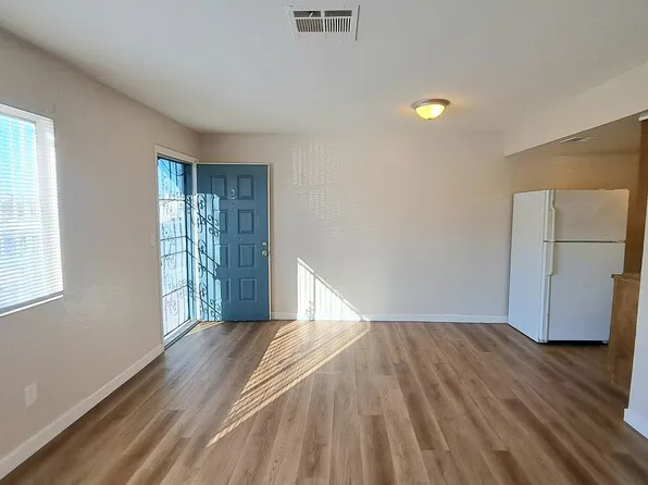 4708 Thunderbolt Ave, Las Vegas, NV 89115