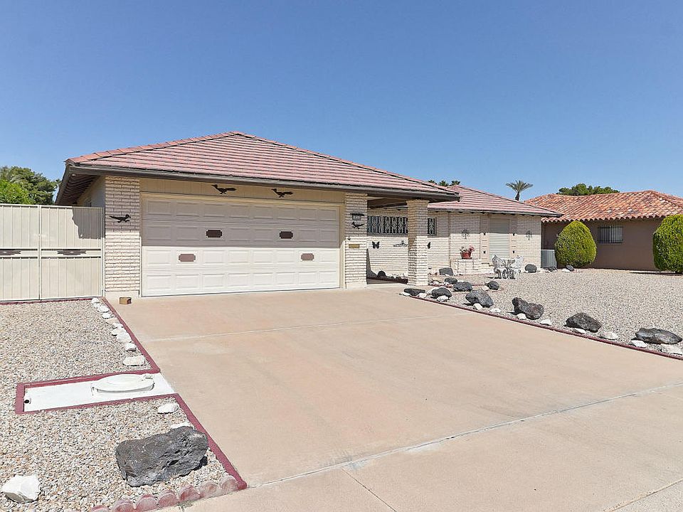 1st image of 10312 W Cameo Dr