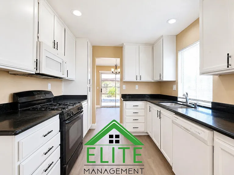8455 Auberry Rd — Photo 4