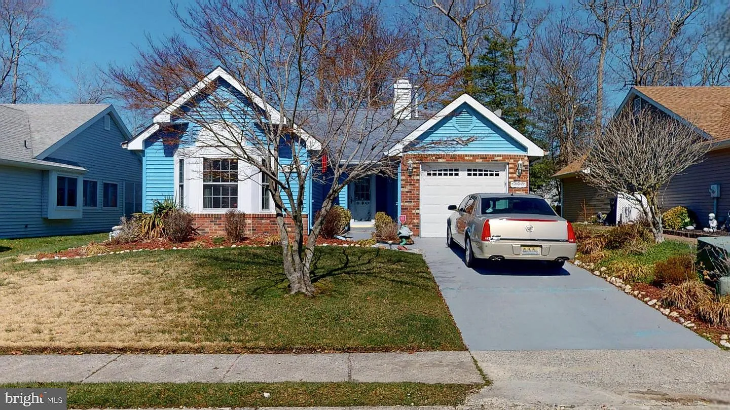 106 Lantern Pl photo 1