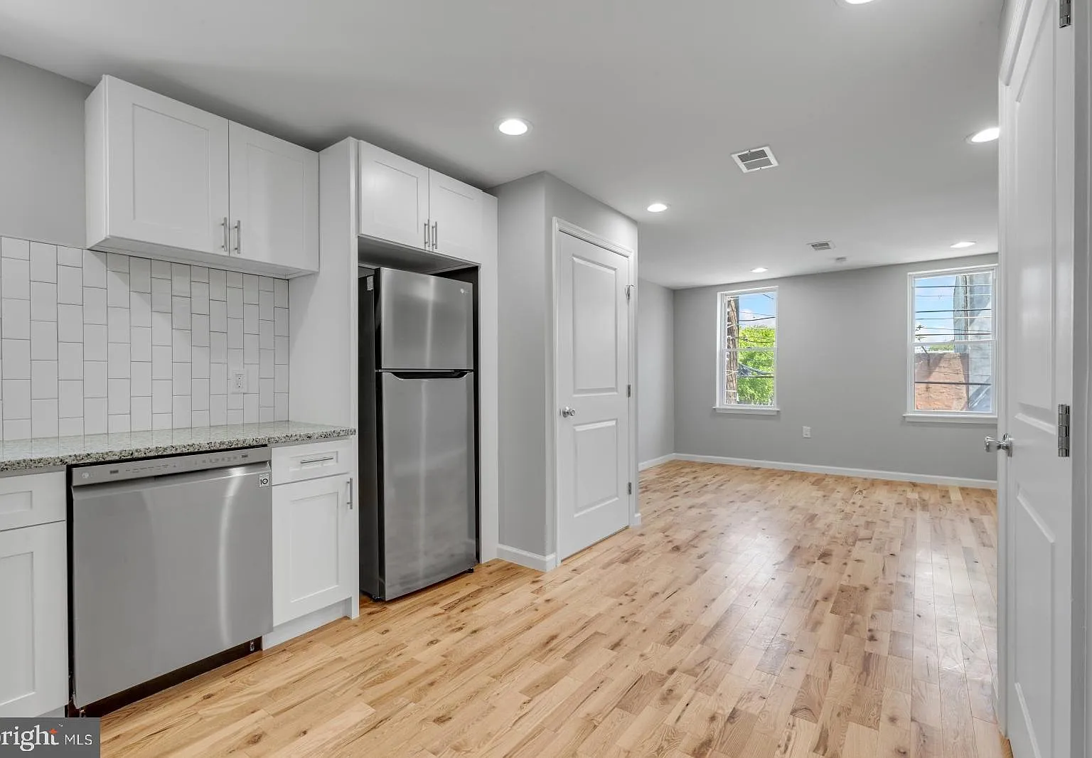 2 bed, 1440 sqft, $1,495 — Photo 2