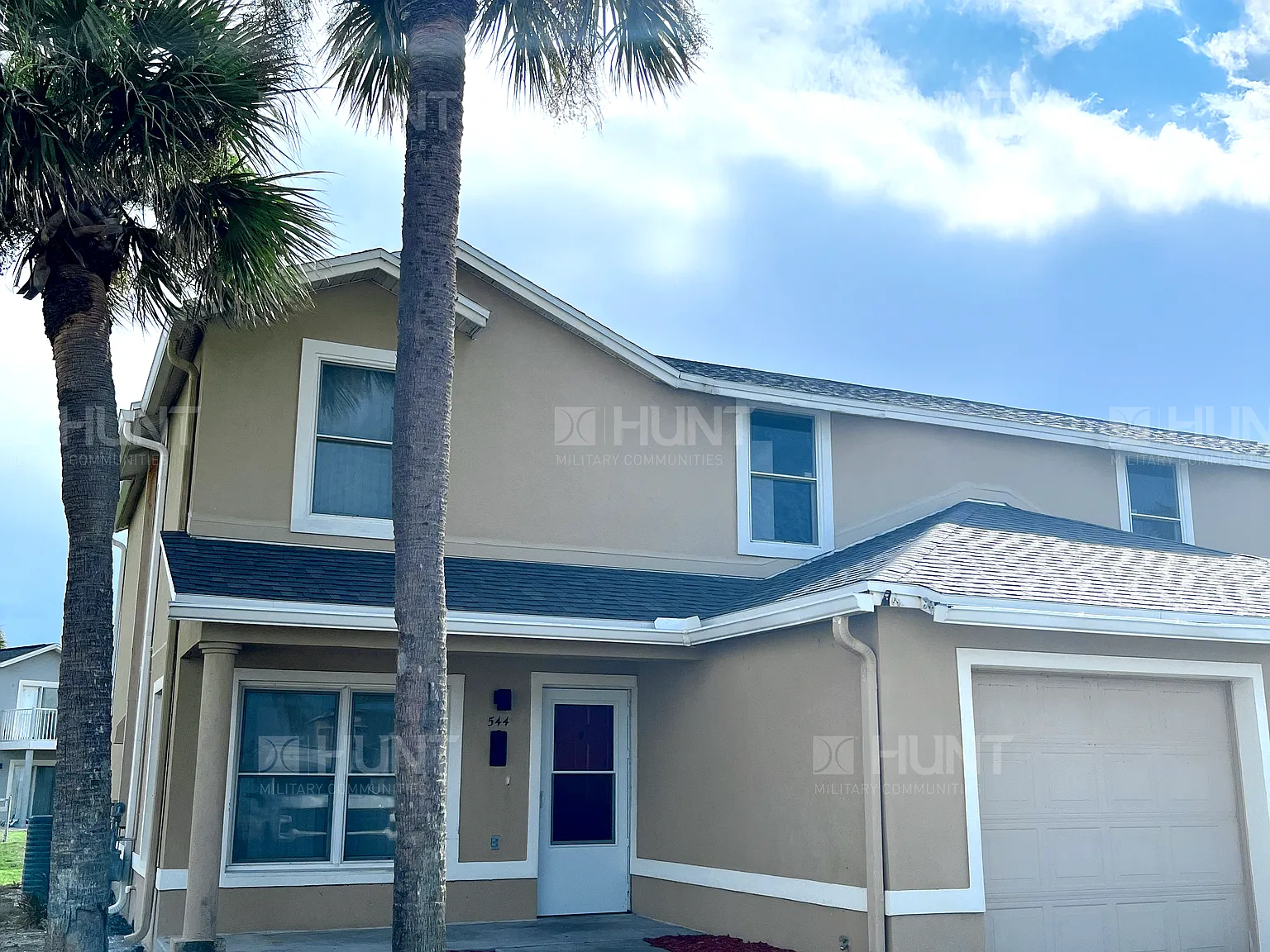 3 bed, 2.5 bath, 1244 sqft, $2,300 — Photo 1