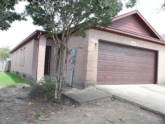2nd image of 1241 Redman Ave