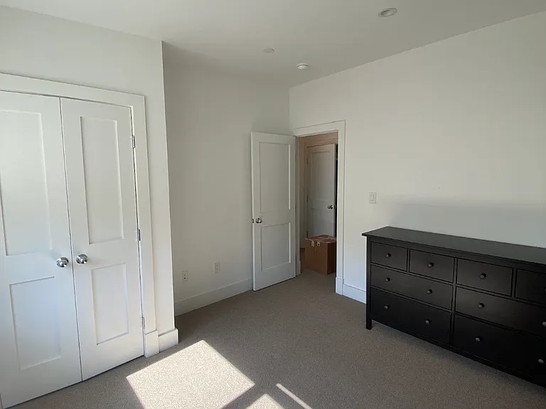 730 Columbia Rd NW #2 — Photo 2