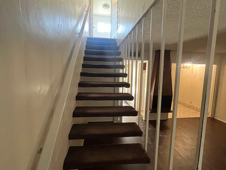2709 Haley St #B — Photo 3