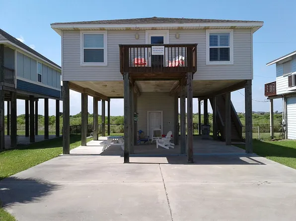 23186 Camino St, Galveston, TX 77554