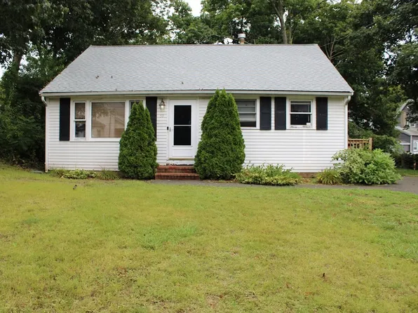 59 Bonney St, Brockton, MA 02302