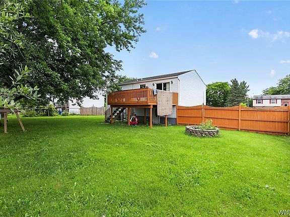 4th image of 6593 Parkwood Dr