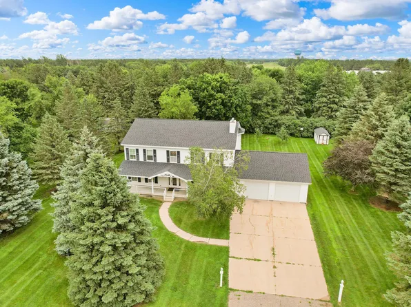 604 Pine Needle Dr, Perham, MN 56573