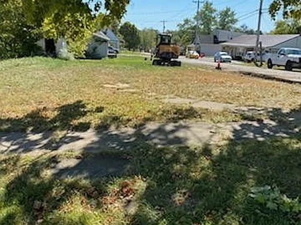 301 E South St, Hillsboro, OH 45133