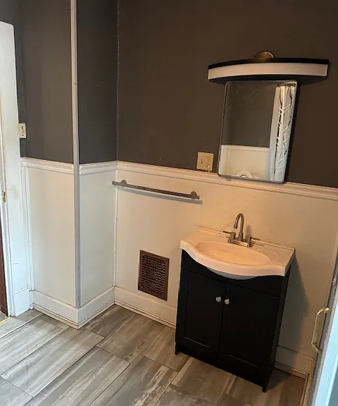 510 N Odell Ave — Photo 10