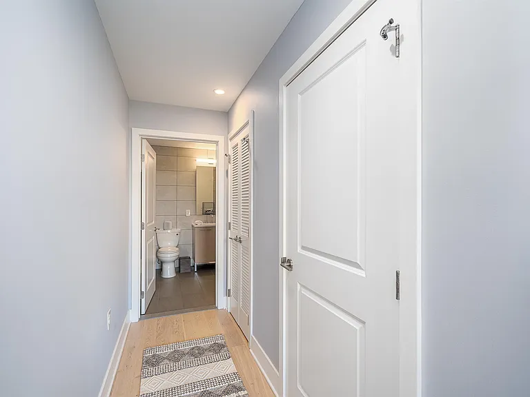 1400 Hudson St #727 — Photo 13