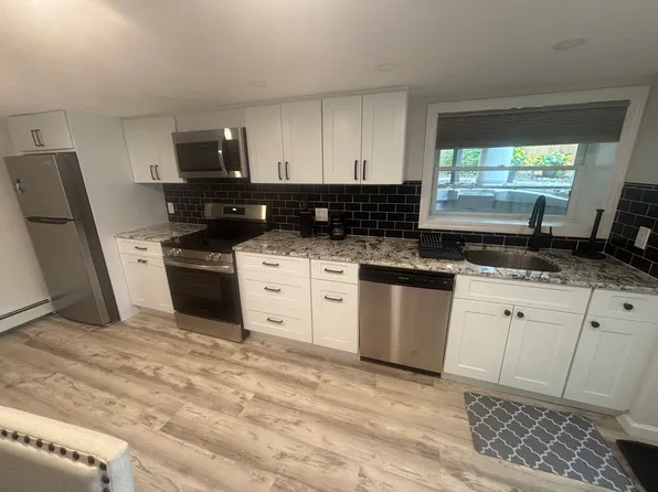 (undisclosed Address), Northport, NY 11768