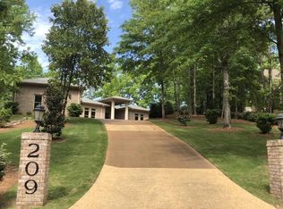 209 Timber Ln, Oxford, MS 38655