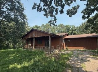 27062 State Highway Ax, Macon, MO 63552