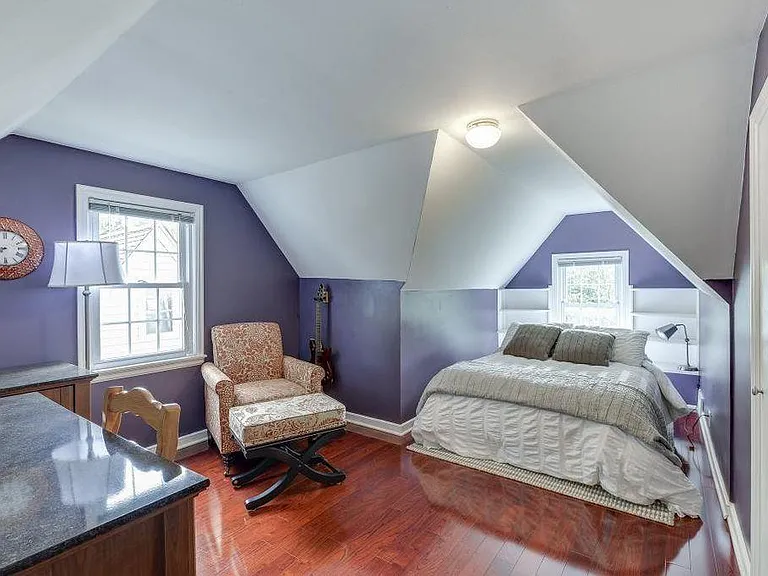 3224 Webster Ave S — Photo 15