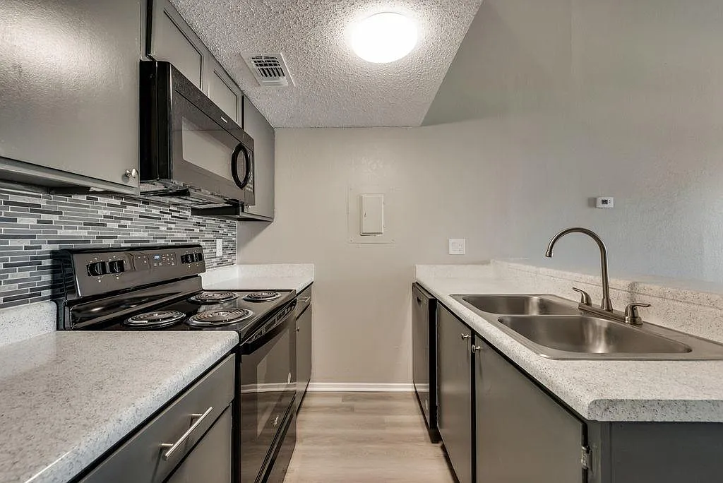 1 bed, 510 sqft, $1,095 — Photo 1