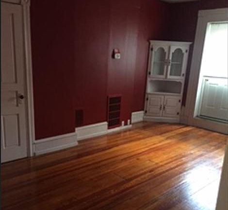 4th image of 1007 Park Pl #B