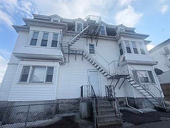 1st image of 1852 S Main St