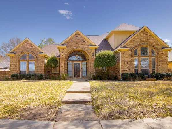 519 Cooper St, Grand Prairie, TX 75052