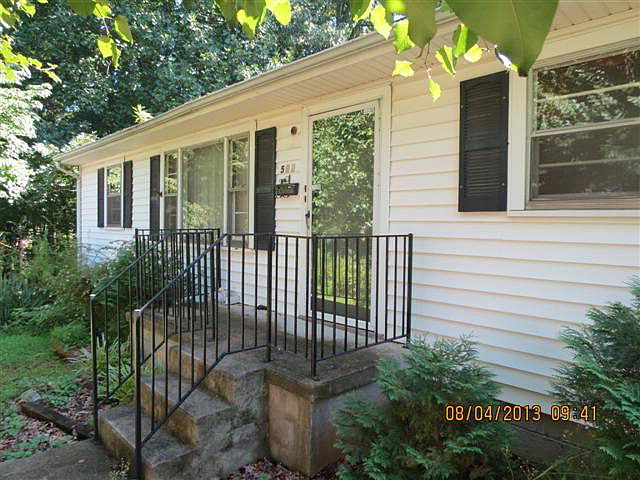 1st image of 507 1st St