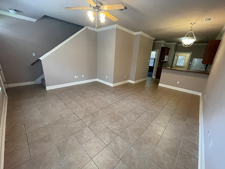 10600 Lakes Blvd #302 — Photo 4