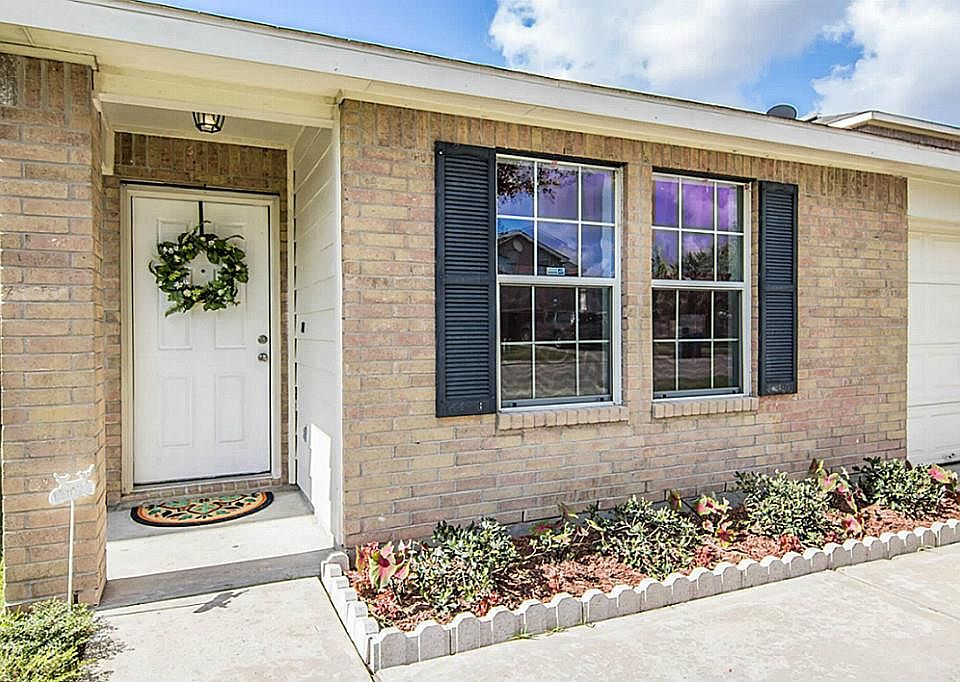 1st image of 20235 Baron Brook Dr