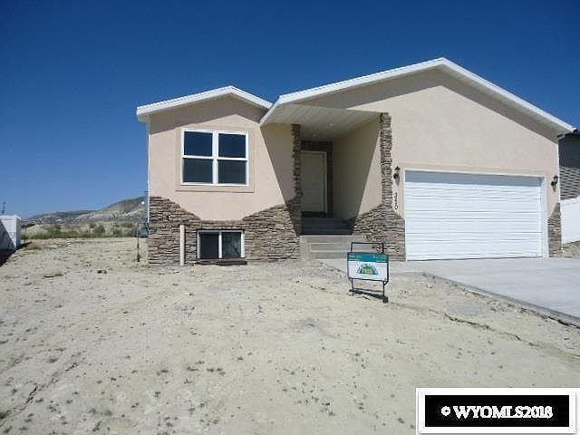 1st image of 350 Sheep Creek Dr