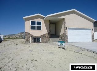 350 Sheep Creek Dr, Rock Springs, WY 82901