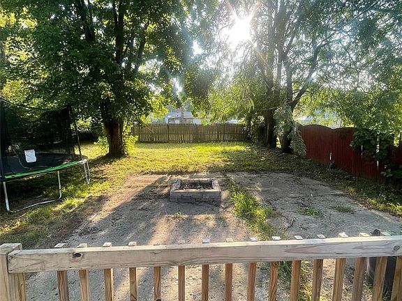 2nd image of 144 N Ford Blvd