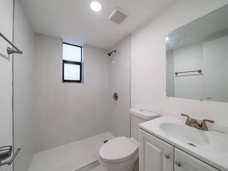 1003 Newly renovated 1/1 in Little Havana, near Brickell & Downtown! — Photo 7