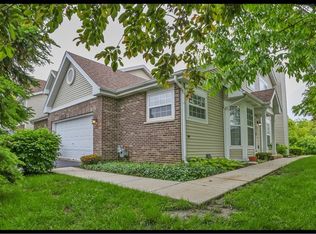 981 Willow St, Itasca, IL 60143