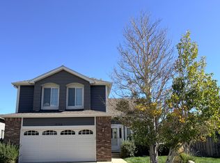 6104 Dunraven Rd, Golden, CO 80403