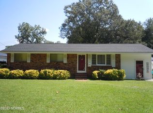 100 McGougan St, Tabor City, NC 28463