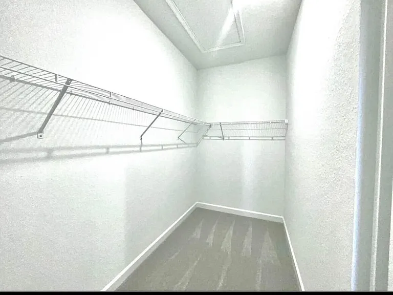 632 SE Lake Falls St #632 — Photo 7
