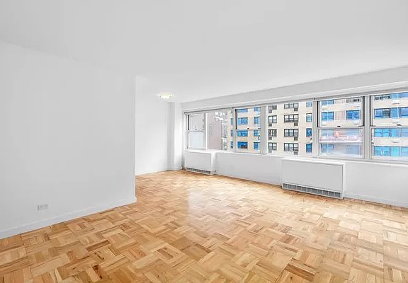 4th image of 301 E 75th St APT 8B