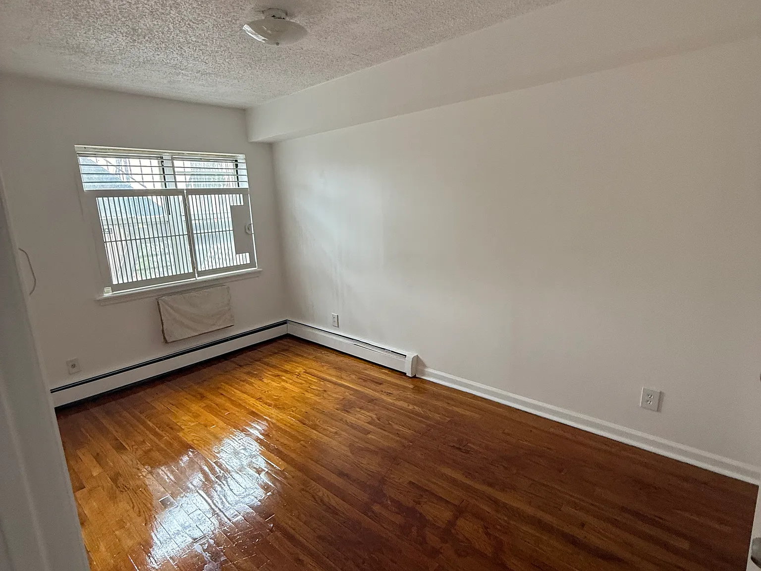 1 bed, $2,200 — Photo 2