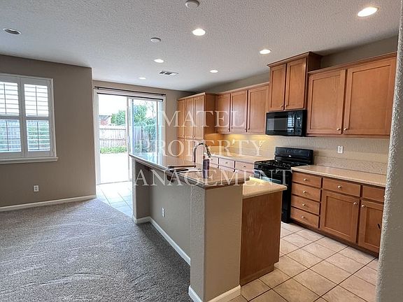 2nd image of 2900 Temescal Dr