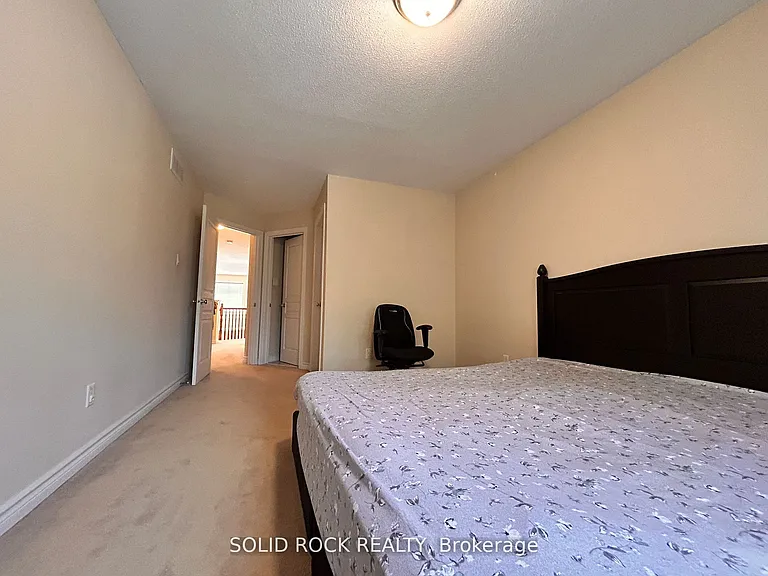 66 Madelon Dr — Photo 24