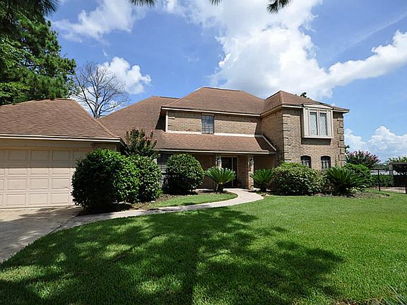 2nd image of 8315 Amber Cove Dr