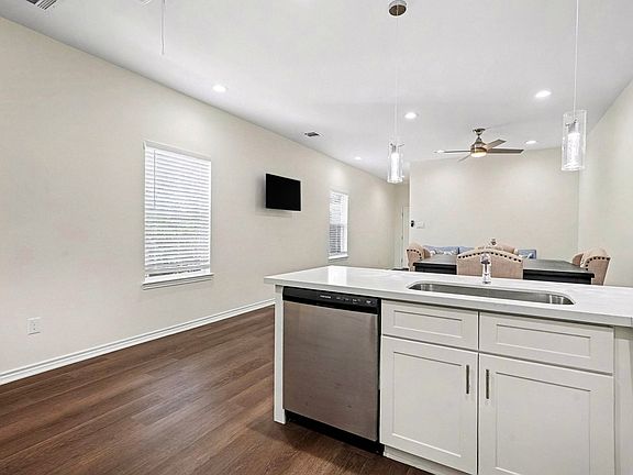 2nd image of 3521 Avenue N 1/2 Ave #3521