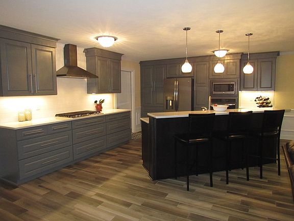 5th image of 908 Waterford Ct