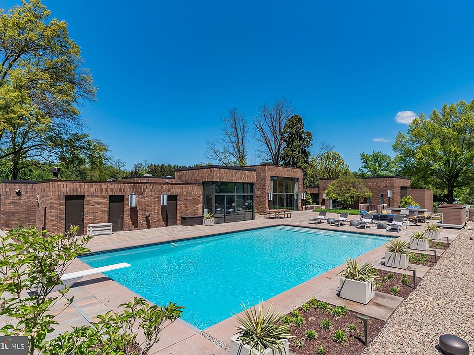 4025 Crooked Hill Rd Harrisburg PA 17110 Zillow