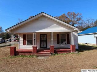 5302 Saks Rd, Anniston, AL 36206