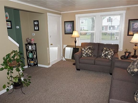 5th image of 87 Pullman Ave