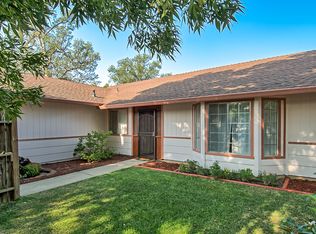 1120 Guinevere Ct, Redding, CA 96003