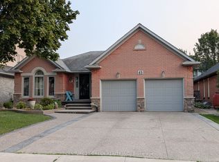 45 Caswell Dr, Hamilton, ON L9C7N3